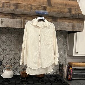 We The Free button down NWT Size small white combo